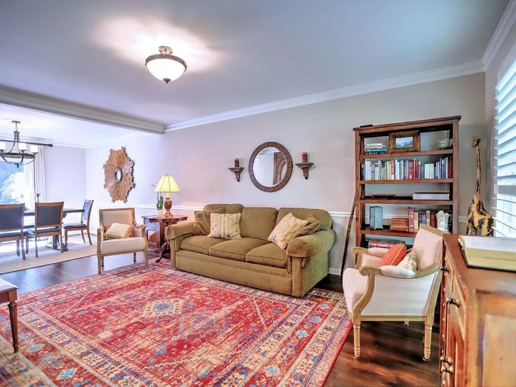 345 Earlston Drive, Sandy Springs, Georgia 30328, 4 Bedrooms Bedrooms, ,2 BathroomsBathrooms,Residential,Sold,345 Earlston Drive,6708574 345 Earlston Drive, Sandy Springs, Georgia 30328, 4 Bedrooms Bedrooms, ,2 BathroomsBathrooms,Residential,Sold,345 Earlston Drive,6708574