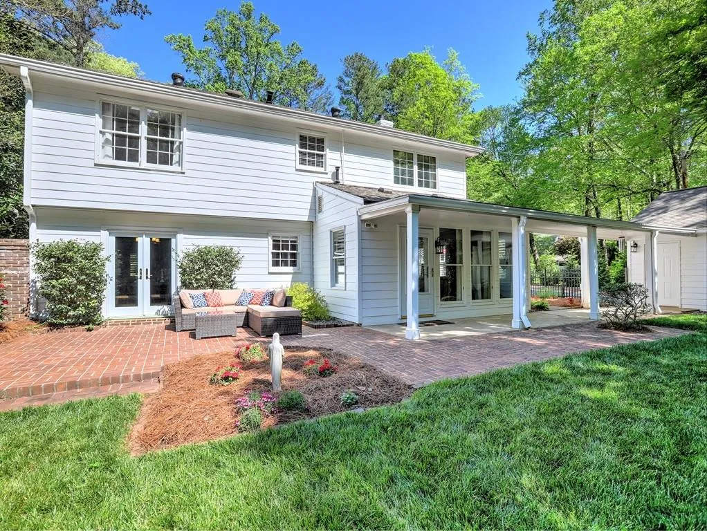 345 Earlston Drive, Sandy Springs, Georgia 30328, 4 Bedrooms Bedrooms, ,2 BathroomsBathrooms,Residential,Sold,345 Earlston Drive,6708574 345 Earlston Drive, Sandy Springs, Georgia 30328, 4 Bedrooms Bedrooms, ,2 BathroomsBathrooms,Residential,Sold,345 Earlston Drive,6708574