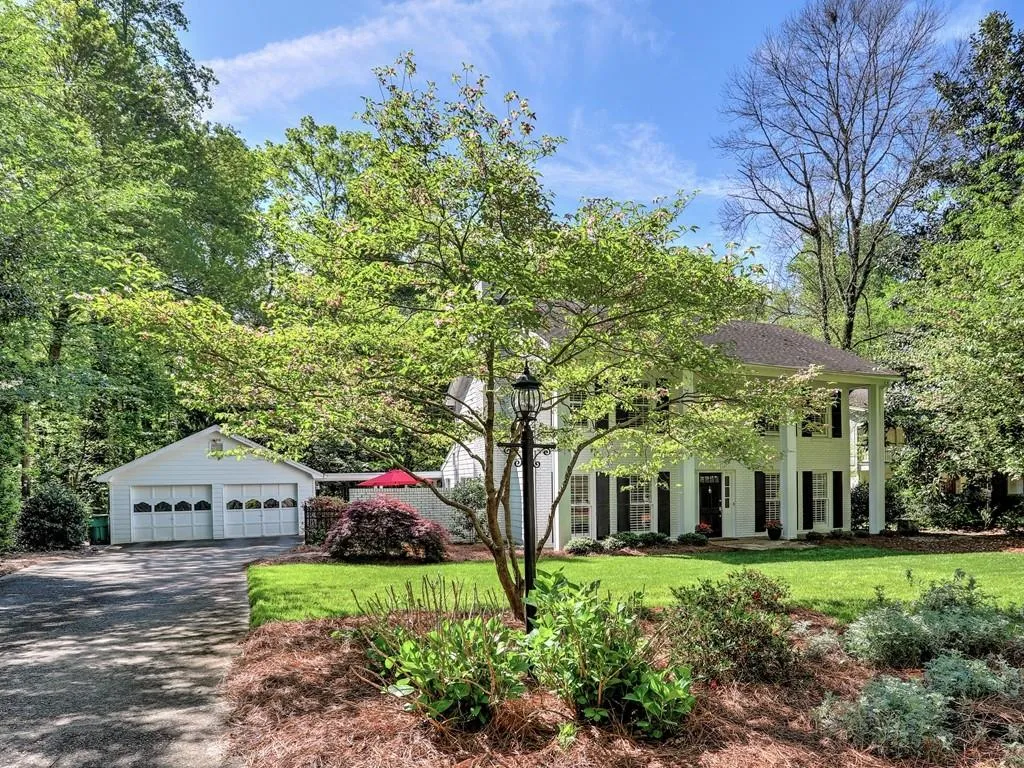 345 Earlston Drive, Sandy Springs, Georgia 30328, 4 Bedrooms Bedrooms, ,2 BathroomsBathrooms,Residential,Sold,345 Earlston Drive,6708574 345 Earlston Drive, Sandy Springs, Georgia 30328, 4 Bedrooms Bedrooms, ,2 BathroomsBathrooms,Residential,Sold,345 Earlston Drive,6708574