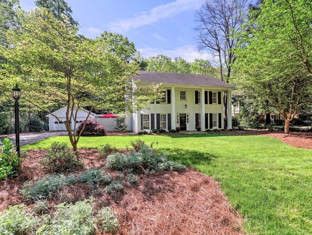 345 Earlston Drive, Sandy Springs, Georgia 30328, 4 Bedrooms Bedrooms, ,2 BathroomsBathrooms,Residential,Sold,345 Earlston Drive,6708574 345 Earlston Drive, Sandy Springs, Georgia 30328, 4 Bedrooms Bedrooms, ,2 BathroomsBathrooms,Residential,Sold,345 Earlston Drive,6708574