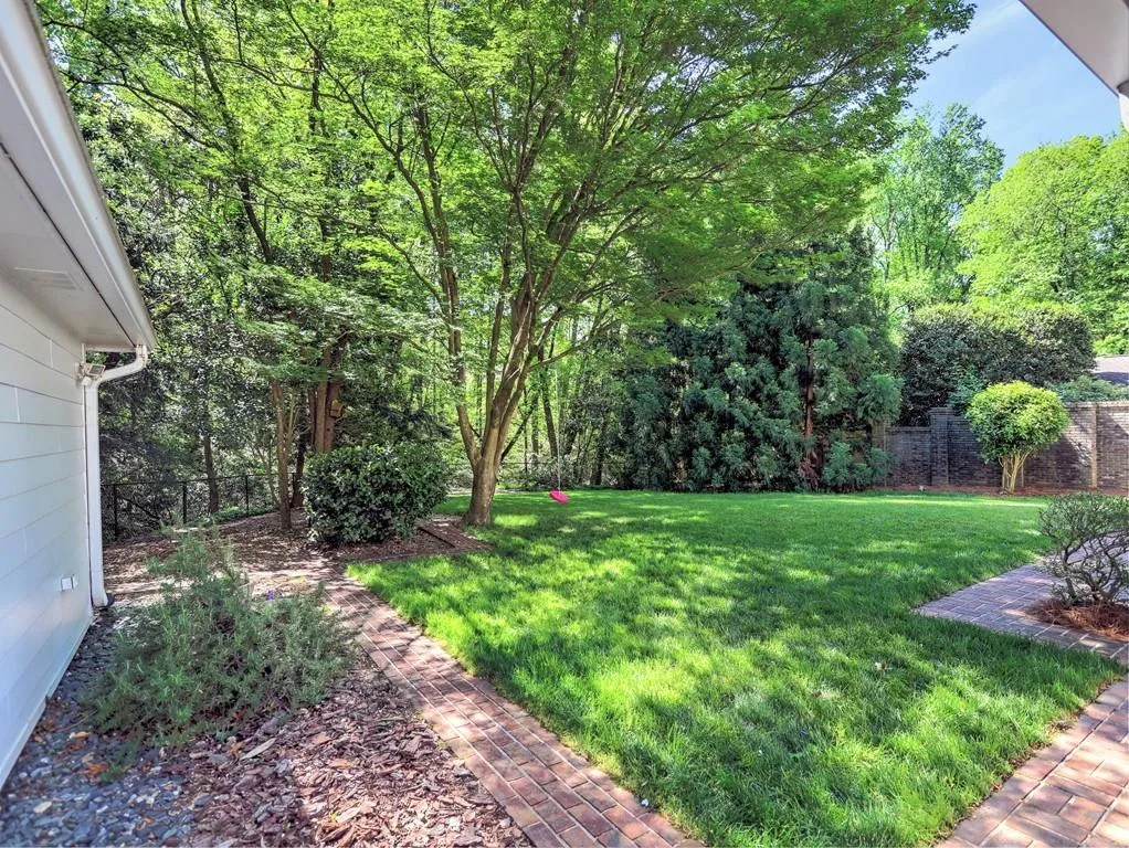 345 Earlston Drive, Sandy Springs, Georgia 30328, 4 Bedrooms Bedrooms, ,2 BathroomsBathrooms,Residential,Sold,345 Earlston Drive,6708574 345 Earlston Drive, Sandy Springs, Georgia 30328, 4 Bedrooms Bedrooms, ,2 BathroomsBathrooms,Residential,Sold,345 Earlston Drive,6708574