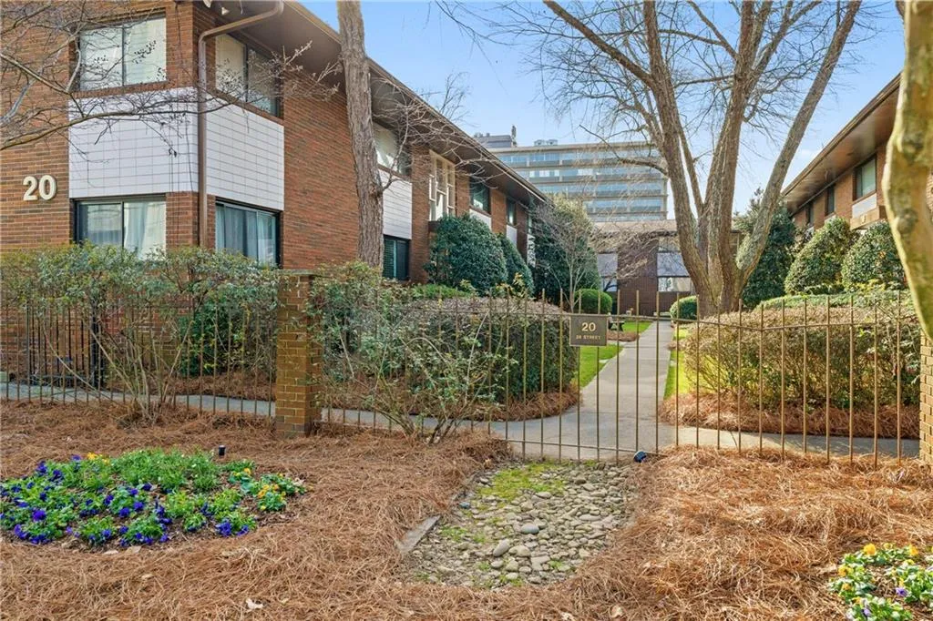 20 26th Street Nw Unit A1, Atlanta, Georgia 30309, 1 Bedroom Bedrooms, 0 ,1 BathroomBathrooms,Residential,For Sale,20 26th Street Nw Unit A1,7704203