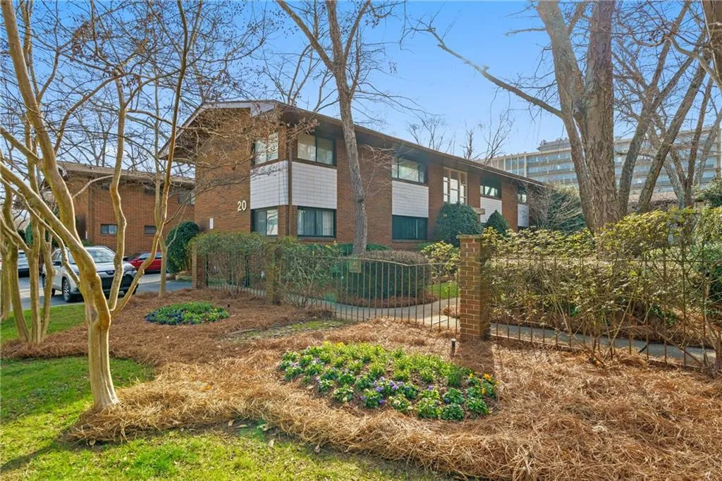 20 26th Street Nw Unit A1, Atlanta, Georgia 30309, 1 Bedroom Bedrooms, 0 ,1 BathroomBathrooms,Residential,For Sale,20 26th Street Nw Unit A1,7704203