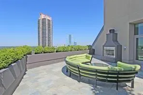 common area rooftop