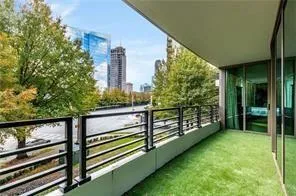 another view of wrap around balcony