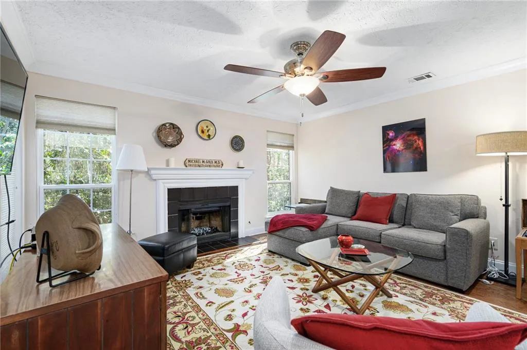 6800 Glenridge Drive Unit 6820b, Sandy Springs, Georgia 30328, 2 Bedrooms Bedrooms, ,2 BathroomsBathrooms,Residential,Sold,6800 Glenridge Drive Unit 6820b,7021806