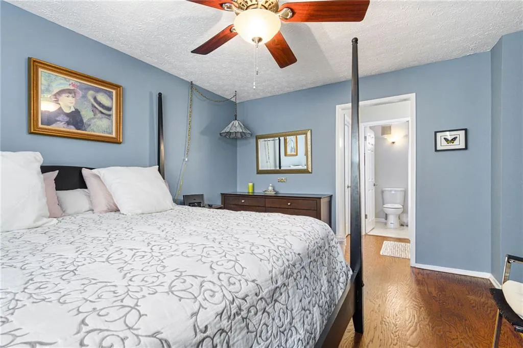 6800 Glenridge Drive Unit 6820b, Sandy Springs, Georgia 30328, 2 Bedrooms Bedrooms, ,2 BathroomsBathrooms,Residential,Sold,6800 Glenridge Drive Unit 6820b,7021806