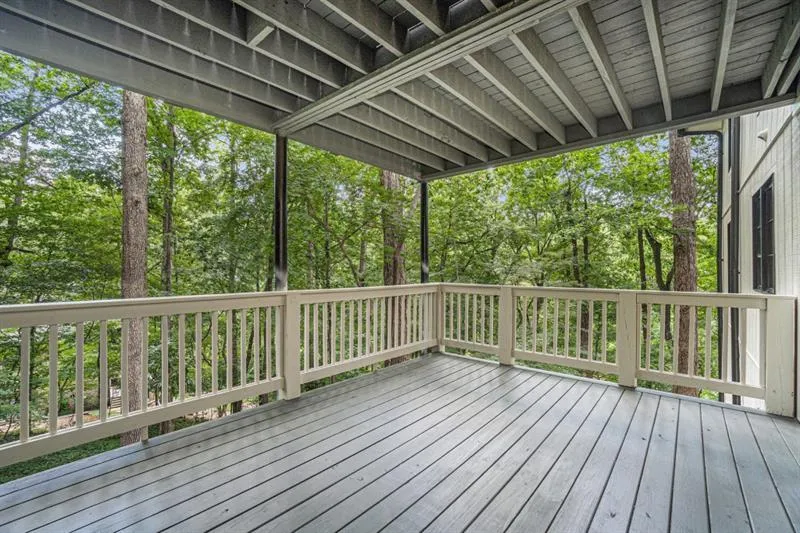 615 Colebrook Court, Sandy Springs, Georgia 30327, 4 Bedrooms Bedrooms, ,4 BathroomsBathrooms,Residential,For Sale,615 Colebrook Court,7614107