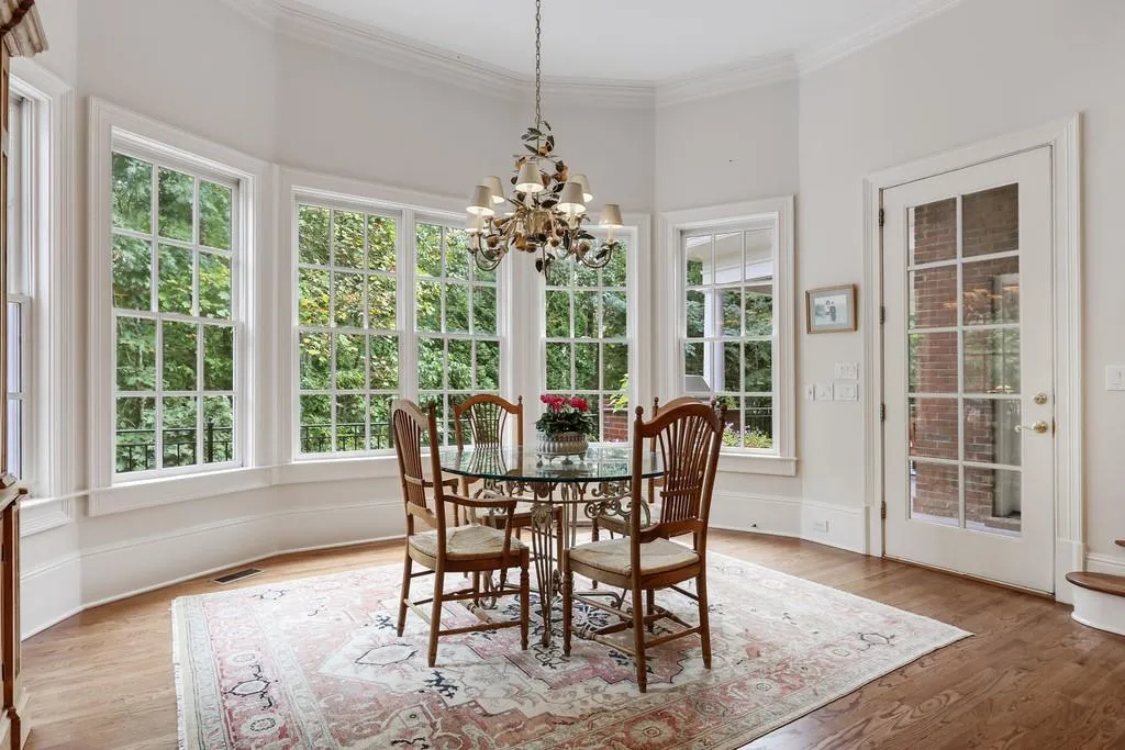 5475 Claire Rose Lane, Sandy Springs, Georgia 30327, 5 Bedrooms Bedrooms, ,6 BathroomsBathrooms,Residential,Sold,5475 Claire Rose Lane,6631058
