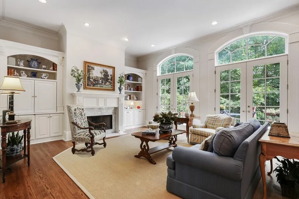 5475 Claire Rose Lane, Sandy Springs, Georgia 30327, 5 Bedrooms Bedrooms, ,6 BathroomsBathrooms,Residential,Sold,5475 Claire Rose Lane,6631058
