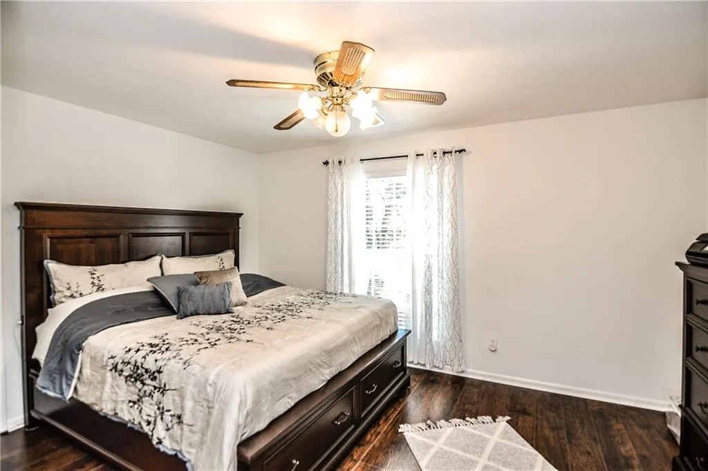 5619 Kingsport Drive Unit 9, Atlanta, Georgia 30342, 2 Bedrooms Bedrooms, ,1 BathroomBathrooms,Residential,Sold,5619 Kingsport Drive Unit 9,6801932