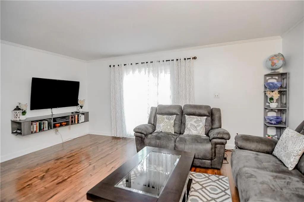 5619 Kingsport Drive Unit 9, Atlanta, Georgia 30342, 2 Bedrooms Bedrooms, ,1 BathroomBathrooms,Residential,Sold,5619 Kingsport Drive Unit 9,6801932