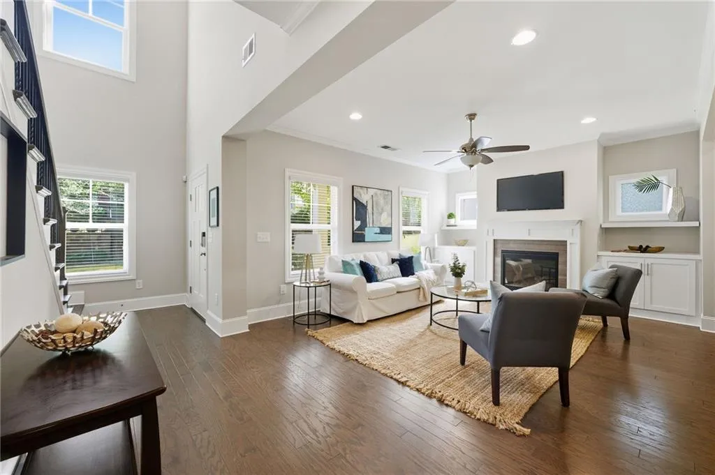 1799 Willow Way Nw, Atlanta, Georgia 30318, 3 Bedrooms Bedrooms, ,2 BathroomsBathrooms,Residential,For Sale,1799 Willow Way Nw,7664165