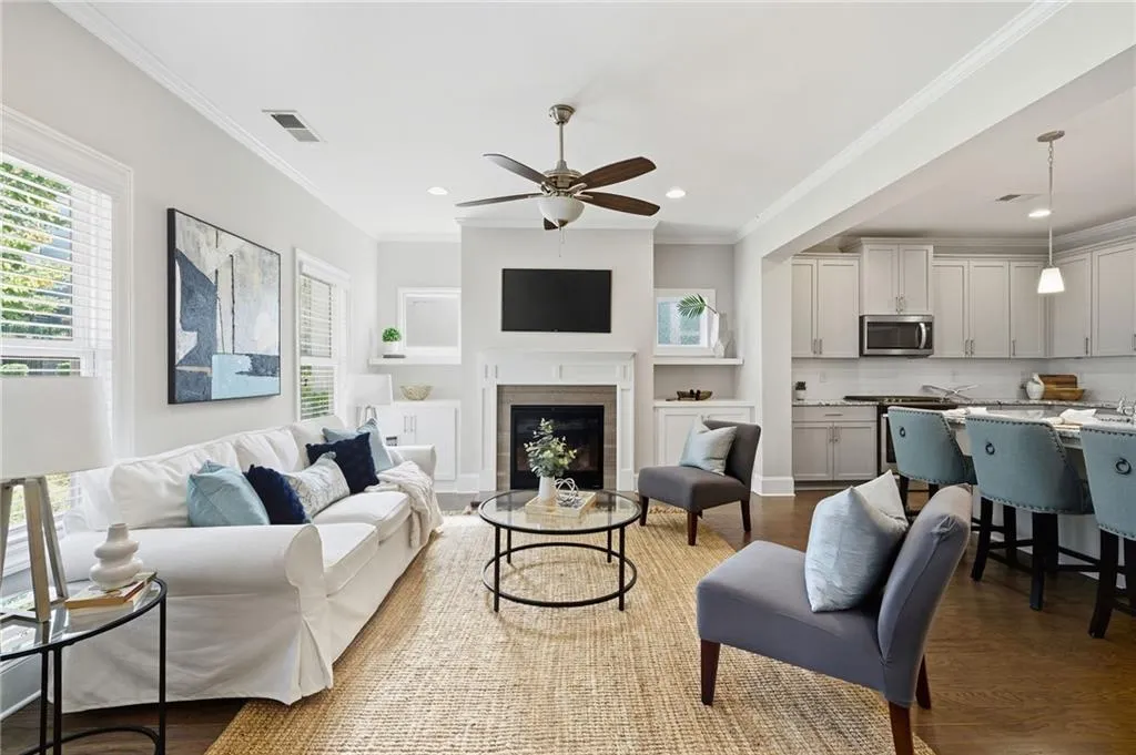 1799 Willow Way Nw, Atlanta, Georgia 30318, 3 Bedrooms Bedrooms, ,2 BathroomsBathrooms,Residential,For Sale,1799 Willow Way Nw,7664165