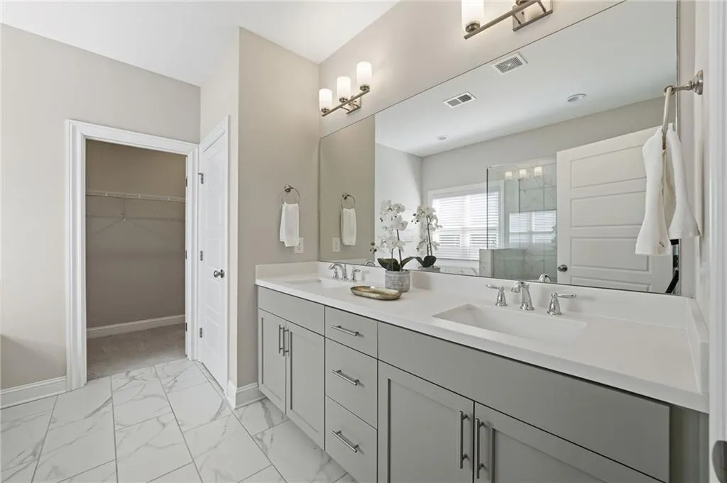 1799 Willow Way Nw, Atlanta, Georgia 30318, 3 Bedrooms Bedrooms, ,2 BathroomsBathrooms,Residential,For Sale,1799 Willow Way Nw,7664165