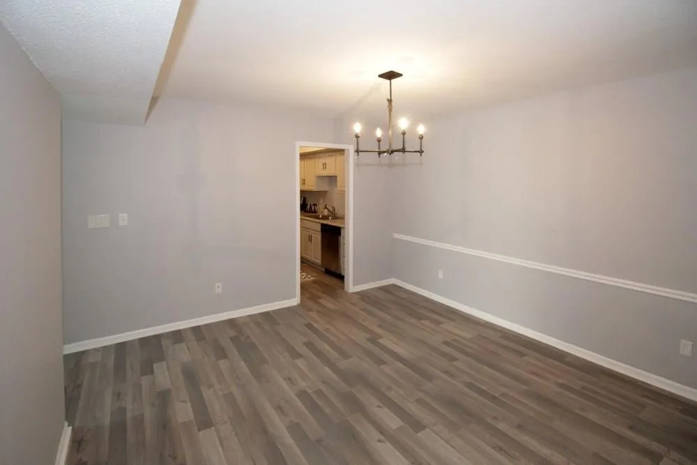 6851 Roswell Road Unit Q-18, Sandy Springs, Georgia 30328, 4 Bedrooms Bedrooms, ,2 BathroomsBathrooms,Residential,Sold,6851 Roswell Road Unit Q-18,5908873