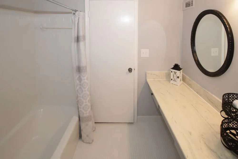 6851 Roswell Road Unit Q-18, Sandy Springs, Georgia 30328, 4 Bedrooms Bedrooms, ,2 BathroomsBathrooms,Residential,Sold,6851 Roswell Road Unit Q-18,5908873