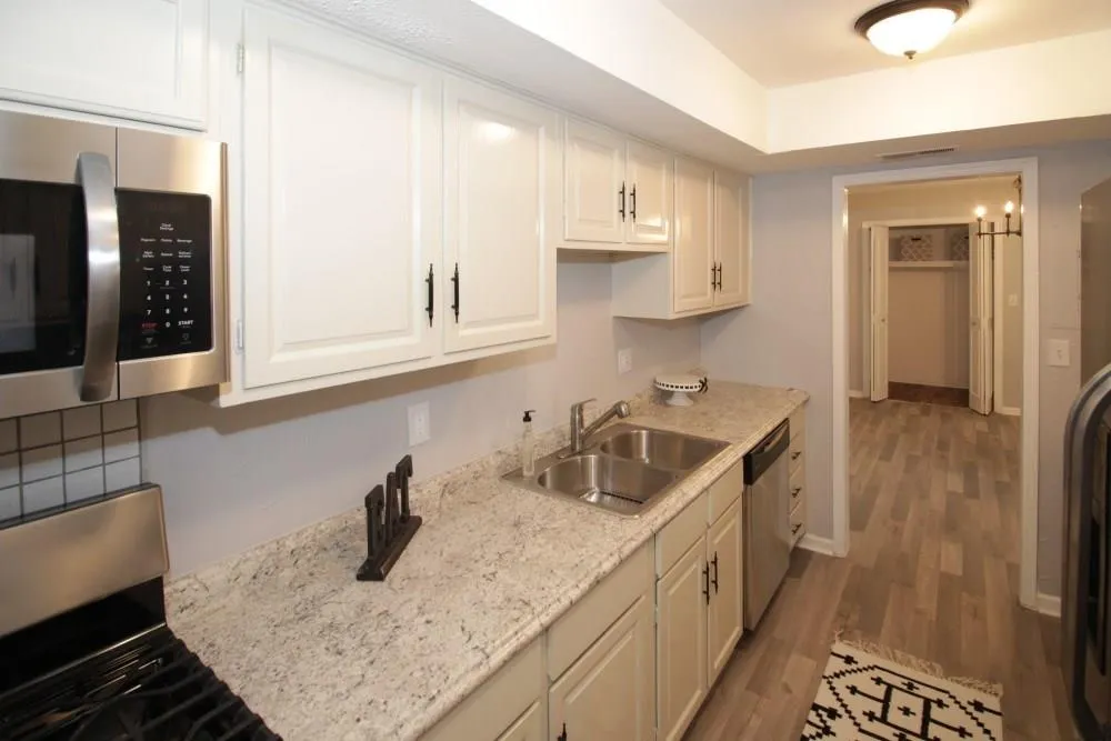 6851 Roswell Road Unit Q-18, Sandy Springs, Georgia 30328, 4 Bedrooms Bedrooms, ,2 BathroomsBathrooms,Residential,Sold,6851 Roswell Road Unit Q-18,5908873