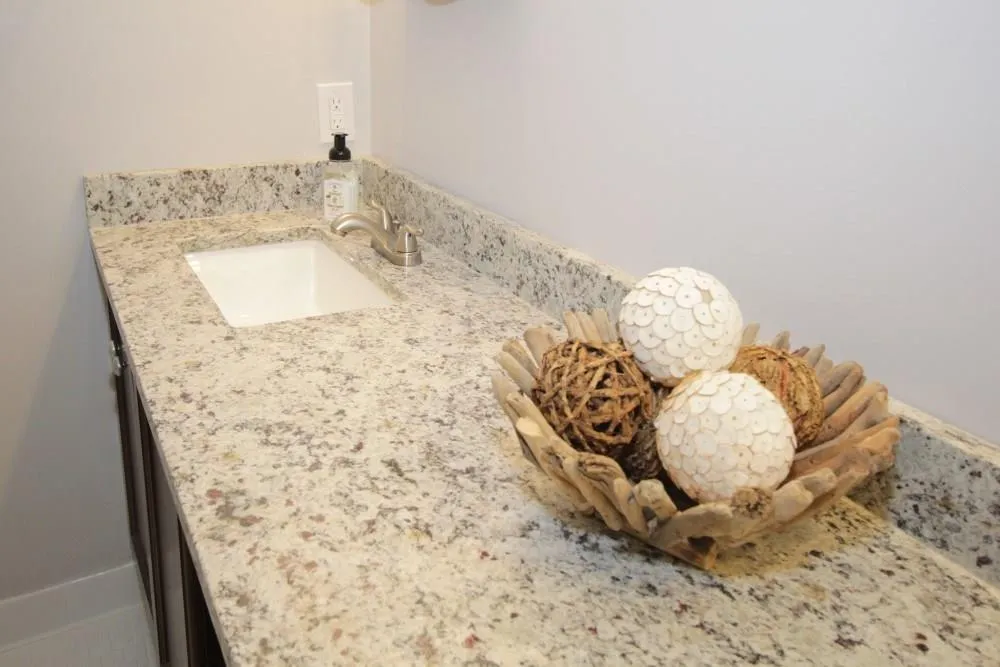 6851 Roswell Road Unit Q-18, Sandy Springs, Georgia 30328, 4 Bedrooms Bedrooms, ,2 BathroomsBathrooms,Residential,Sold,6851 Roswell Road Unit Q-18,5908873