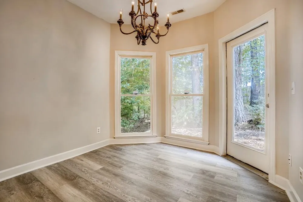 14 Forest Ridge Court, Sandy Springs, Georgia 30350, 3 Bedrooms Bedrooms, ,3 BathroomsBathrooms,Residential,Sold,14 Forest Ridge Court,6921312