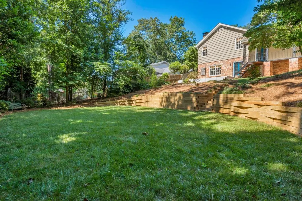 275 Stone Mill Trail, Sandy Springs, Georgia 30328, 5 Bedrooms Bedrooms, ,3 BathroomsBathrooms,Residential,Sold,275 Stone Mill Trail,6045084