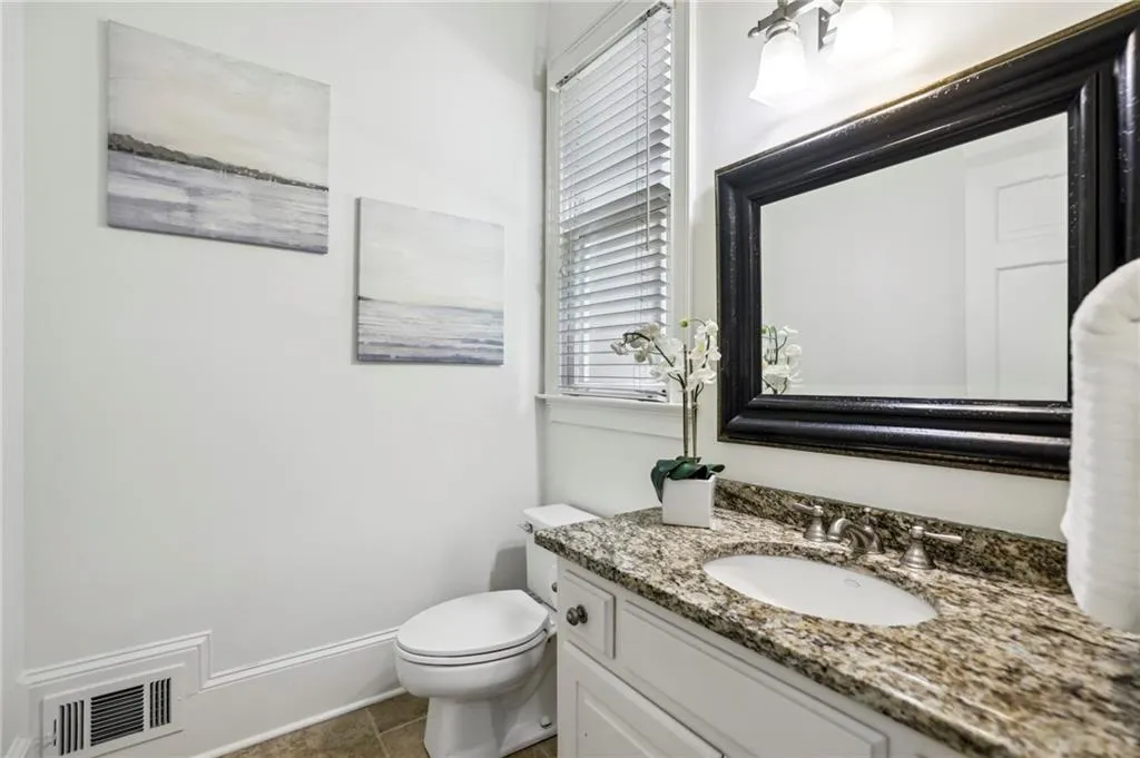 800 Marseilles Drive, Sandy Springs, Georgia 30327, 6 Bedrooms Bedrooms, ,5 BathroomsBathrooms,Residential,Sold,800 Marseilles Drive,7249296