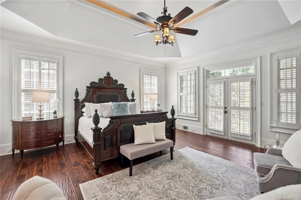 800 Marseilles Drive, Sandy Springs, Georgia 30327, 6 Bedrooms Bedrooms, ,5 BathroomsBathrooms,Residential,Sold,800 Marseilles Drive,7249296