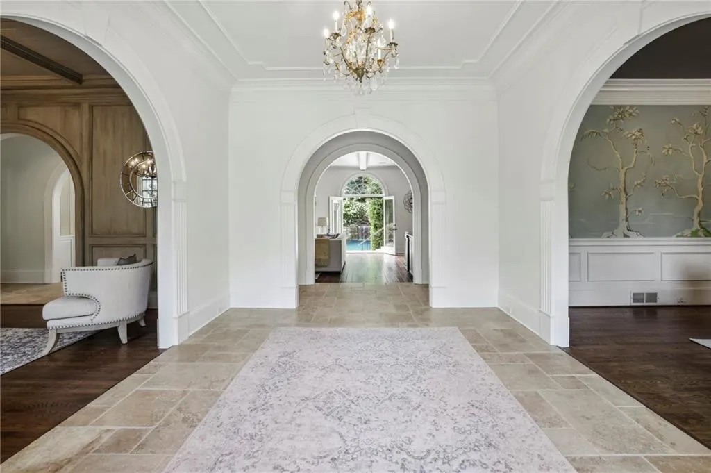 800 Marseilles Drive, Sandy Springs, Georgia 30327, 6 Bedrooms Bedrooms, ,5 BathroomsBathrooms,Residential,Sold,800 Marseilles Drive,7249296