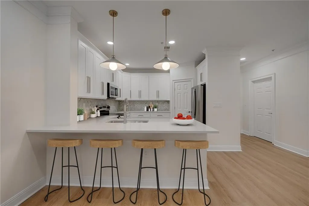 5415 Northland Drive Ne Unit 308, Atlanta, Georgia 30342, 1 Bedroom Bedrooms, 0 ,1 BathroomBathrooms,Residential,For Sale,5415 Northland Drive Ne Unit 308,7821922