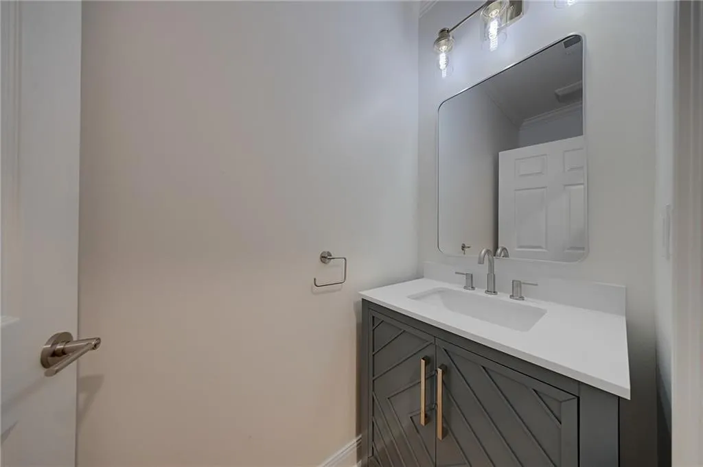 5415 Northland Drive Ne Unit 308, Atlanta, Georgia 30342, 1 Bedroom Bedrooms, 0 ,1 BathroomBathrooms,Residential,For Sale,5415 Northland Drive Ne Unit 308,7821922
