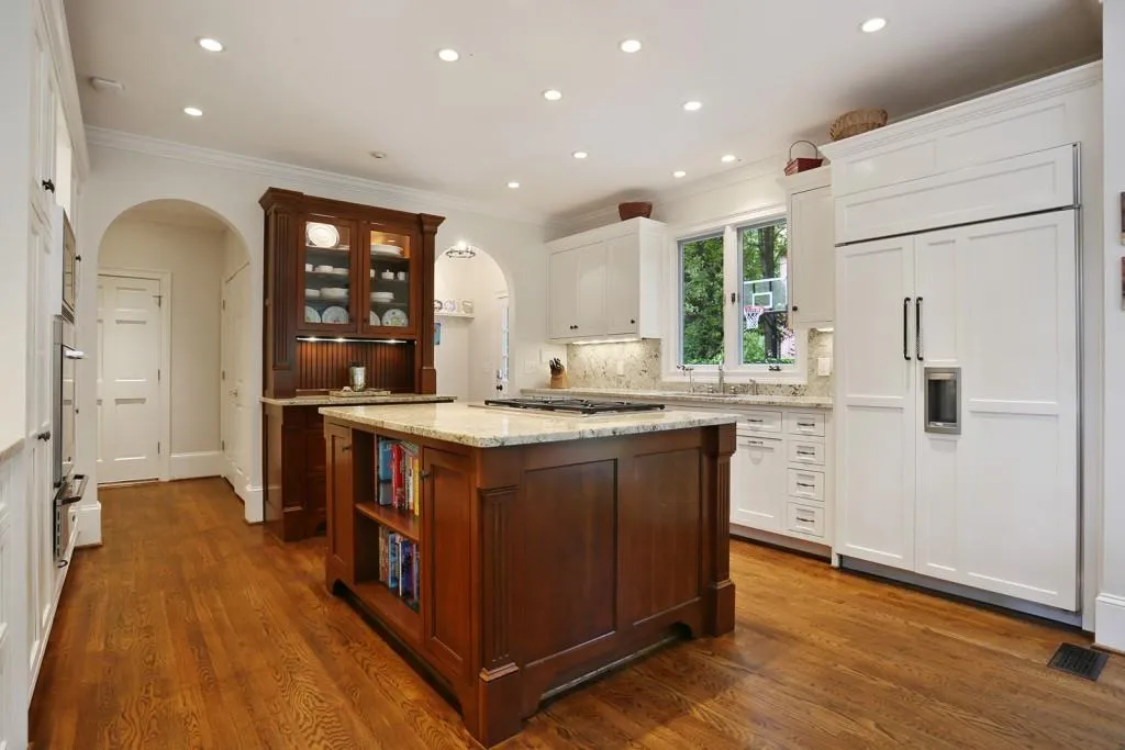 4695 Paran Valley Nw, Atlanta, Georgia 30327, 6 Bedrooms Bedrooms, ,5 BathroomsBathrooms,Residential,Sold,4695 Paran Valley Nw,6069220