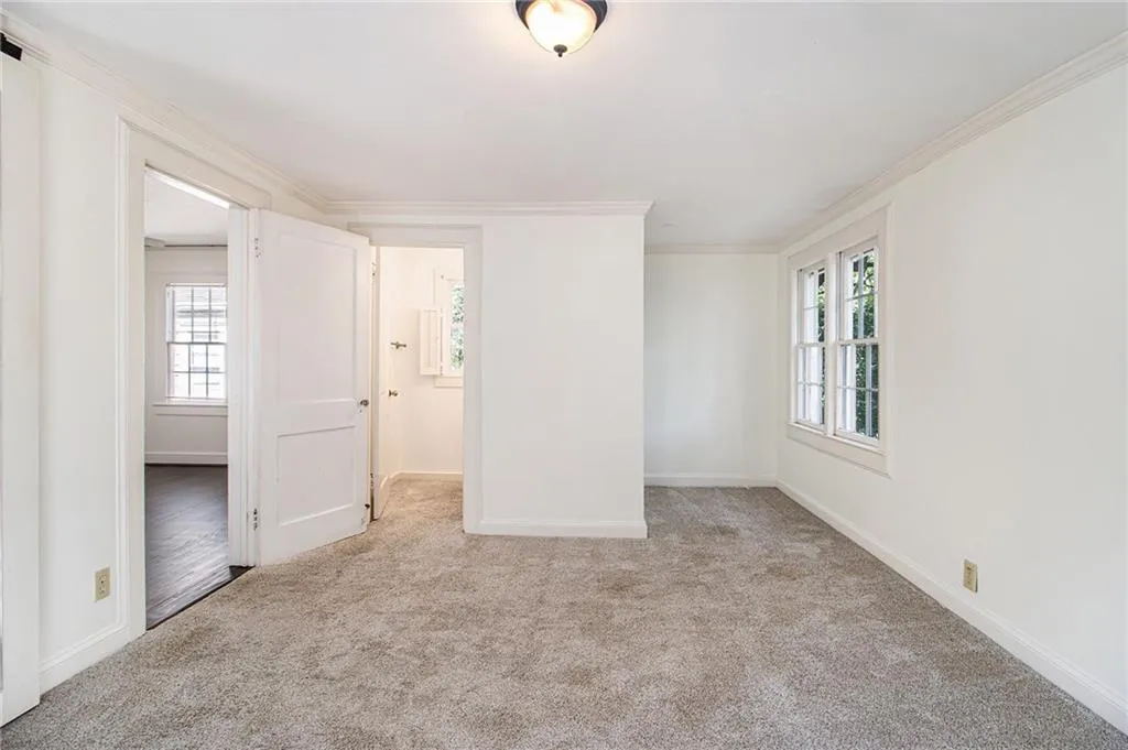 2511 Acorn Avenue Ne, Atlanta, Georgia 30305, 2 Bedrooms Bedrooms, ,1 BathroomBathrooms,Residential,For Sale,2511 Acorn Avenue Ne,7657802