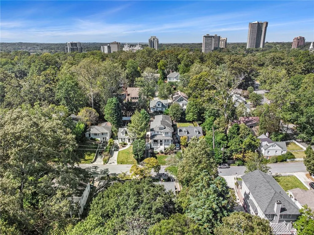2511 Acorn Avenue Ne, Atlanta, Georgia 30305, 2 Bedrooms Bedrooms, ,1 BathroomBathrooms,Residential,For Sale,2511 Acorn Avenue Ne,7657802