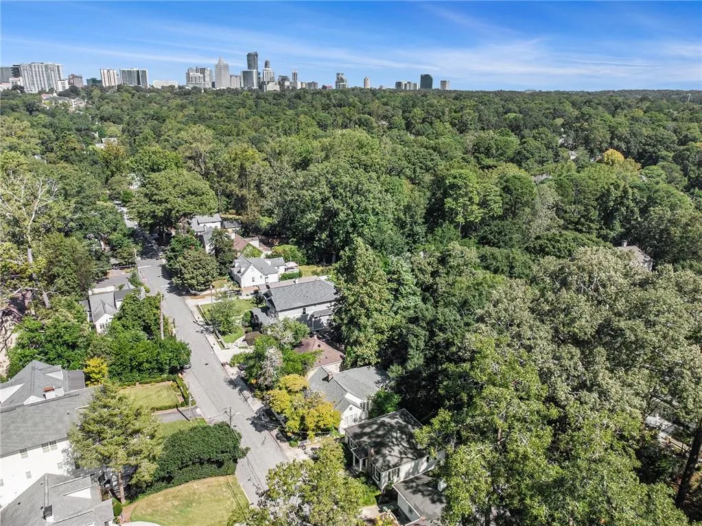 2511 Acorn Avenue Ne, Atlanta, Georgia 30305, 2 Bedrooms Bedrooms, ,1 BathroomBathrooms,Residential,For Sale,2511 Acorn Avenue Ne,7657802
