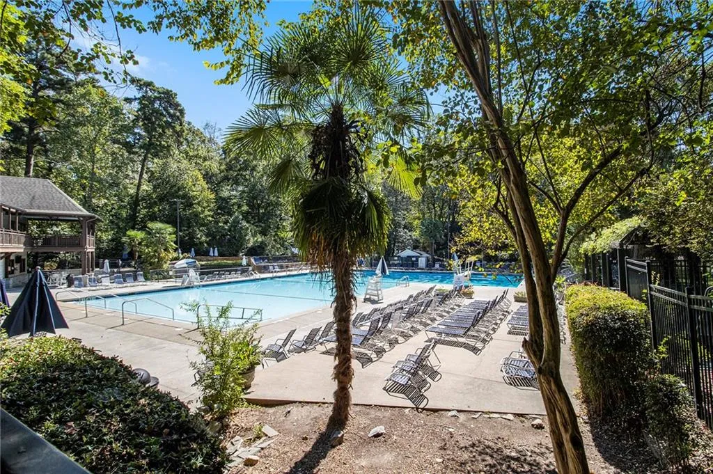 2511 Acorn Avenue Ne, Atlanta, Georgia 30305, 2 Bedrooms Bedrooms, ,1 BathroomBathrooms,Residential,For Sale,2511 Acorn Avenue Ne,7657802