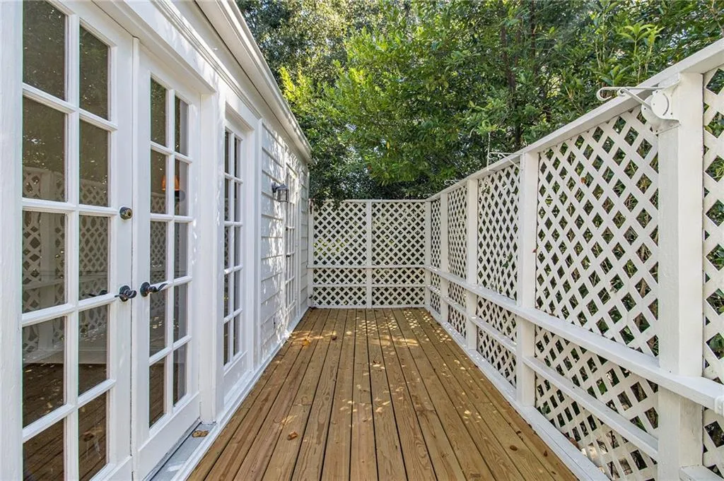 2511 Acorn Avenue Ne, Atlanta, Georgia 30305, 2 Bedrooms Bedrooms, ,1 BathroomBathrooms,Residential,For Sale,2511 Acorn Avenue Ne,7657802