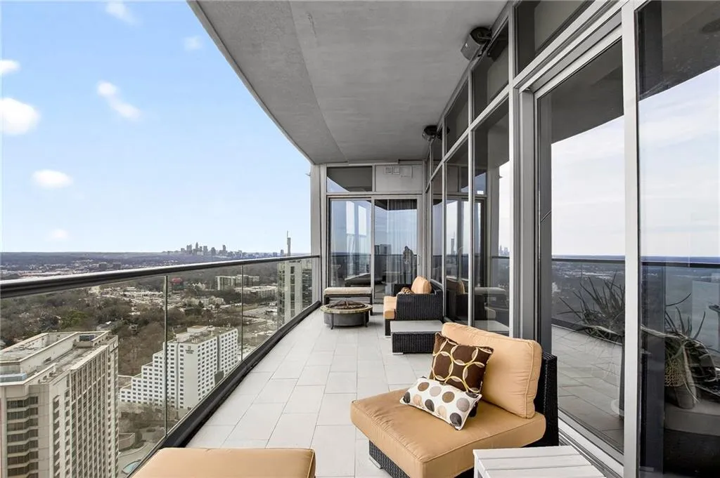 3344 Peachtree Road Ne Unit 2904, Atlanta, Georgia 30326, 2 Bedrooms Bedrooms, 0 ,2 BathroomsBathrooms,Residential,For Sale,3344 Peachtree Road Ne Unit 2904,7813179