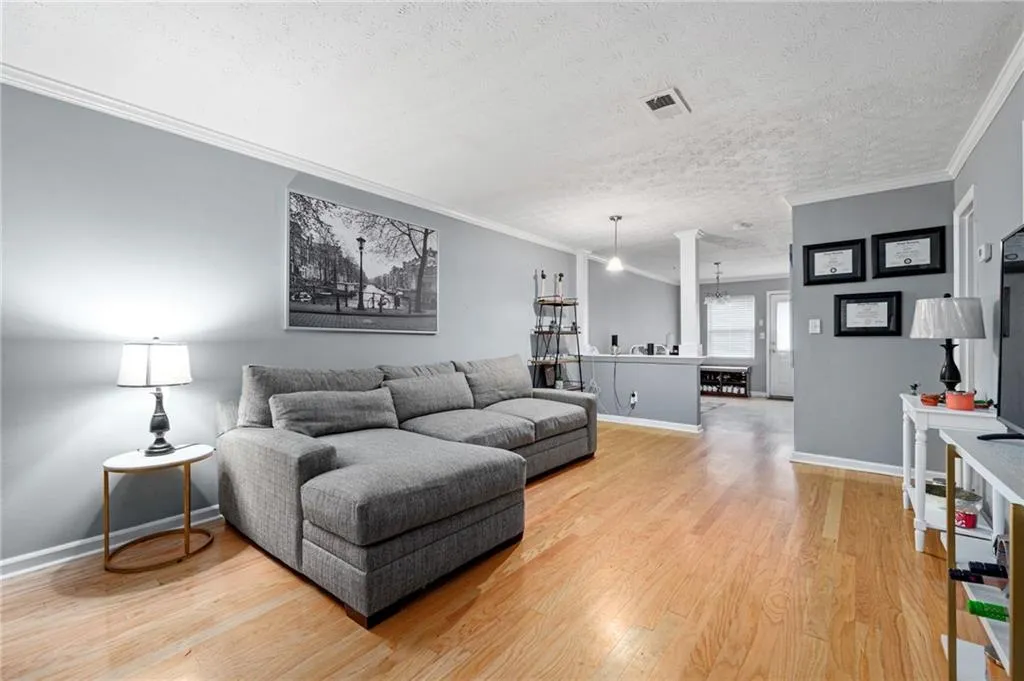 155 N River Drive Unit E, Sandy Springs, Georgia 30350, 2 Bedrooms Bedrooms, ,2 BathroomsBathrooms,Residential,Sold,155 N River Drive Unit E,7130368