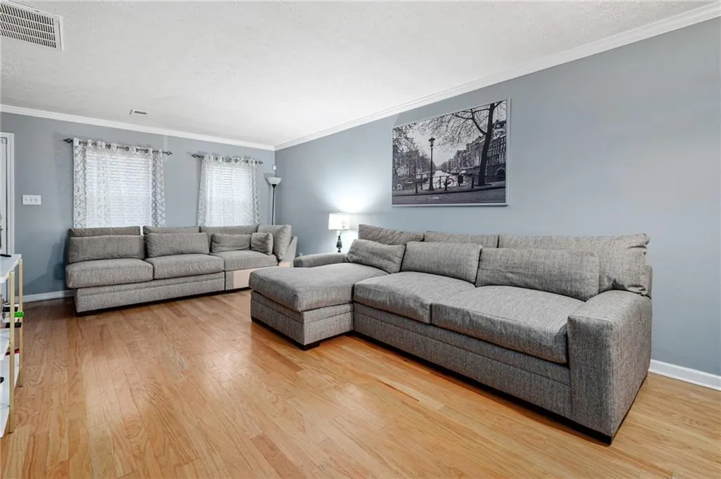 155 N River Drive Unit E, Sandy Springs, Georgia 30350, 2 Bedrooms Bedrooms, ,2 BathroomsBathrooms,Residential,Sold,155 N River Drive Unit E,7130368