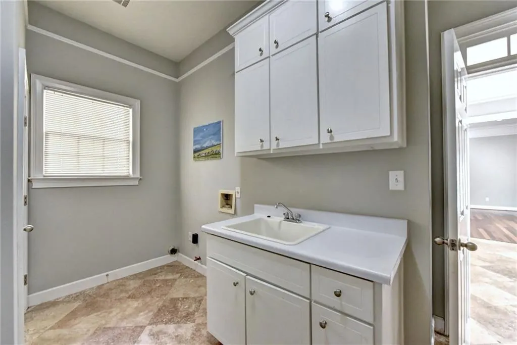 2635 Braffington Court, Sandy Springs, Georgia 30350, 6 Bedrooms Bedrooms, ,5 BathroomsBathrooms,Residential,Sold,2635 Braffington Court,6937626