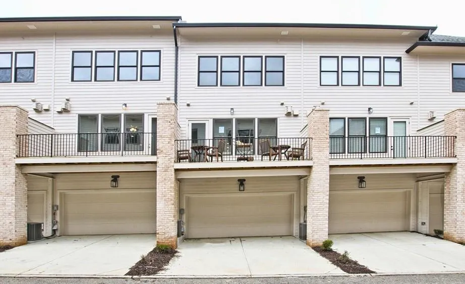 6787 Cadence Boulevard Unit 241, Sandy Springs, Georgia 30328, 3 Bedrooms Bedrooms, ,3 BathroomsBathrooms,Residential,Sold,6787 Cadence Boulevard Unit 241,6681607