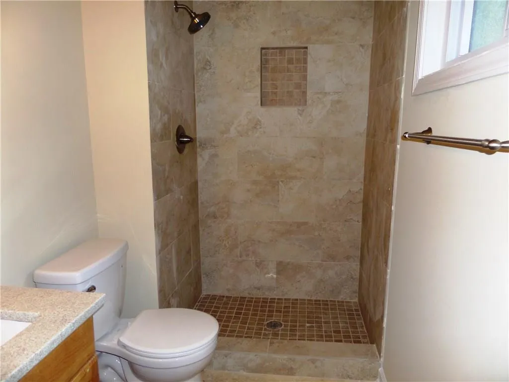 5614 Kingsport Drive Unit 14, Atlanta, Georgia 30342, 3 Bedrooms Bedrooms, ,2 BathroomsBathrooms,Residential,Sold,5614 Kingsport Drive Unit 14,6047352