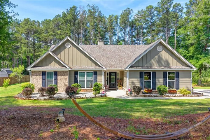 204 Lynn Road, Bethlehem, Georgia 30620