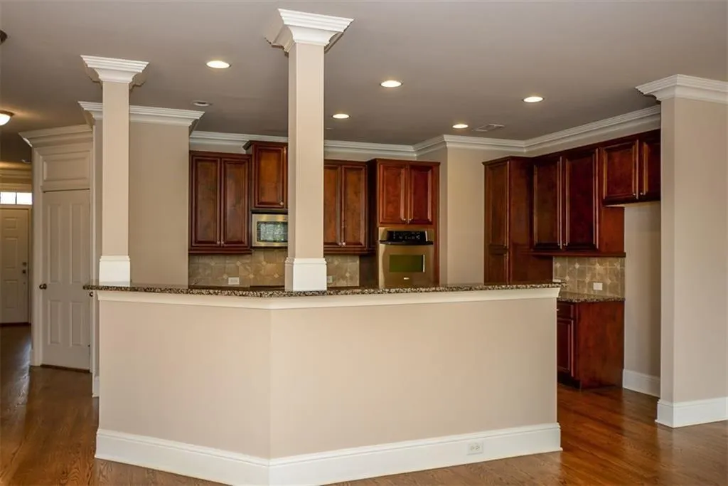 8015 Glisten Avenue, Atlanta, Georgia 30328, 3 Bedrooms Bedrooms, ,2 BathroomsBathrooms,Residential,Sold,8015 Glisten Avenue,6713182