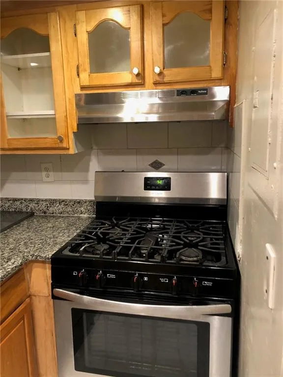 512 Northridge Crossing Drive, Sandy Springs, Georgia 30350, 2 Bedrooms Bedrooms, ,1 BathroomBathrooms,Residential,Sold,512 Northridge Crossing Drive,6634744