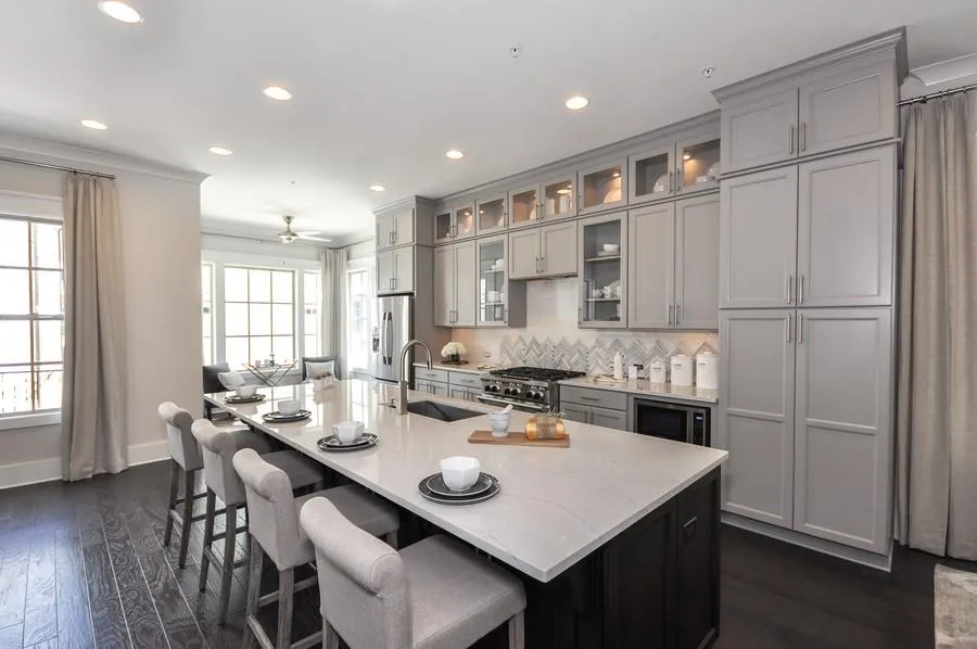 2017 Wheaton Way, Sandy Springs, Georgia 30328, 3 Bedrooms Bedrooms, ,4 BathroomsBathrooms,Residential,Sold,2017 Wheaton Way,5766927