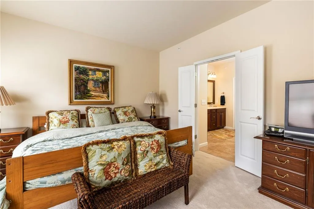 Second Upstairs Suite