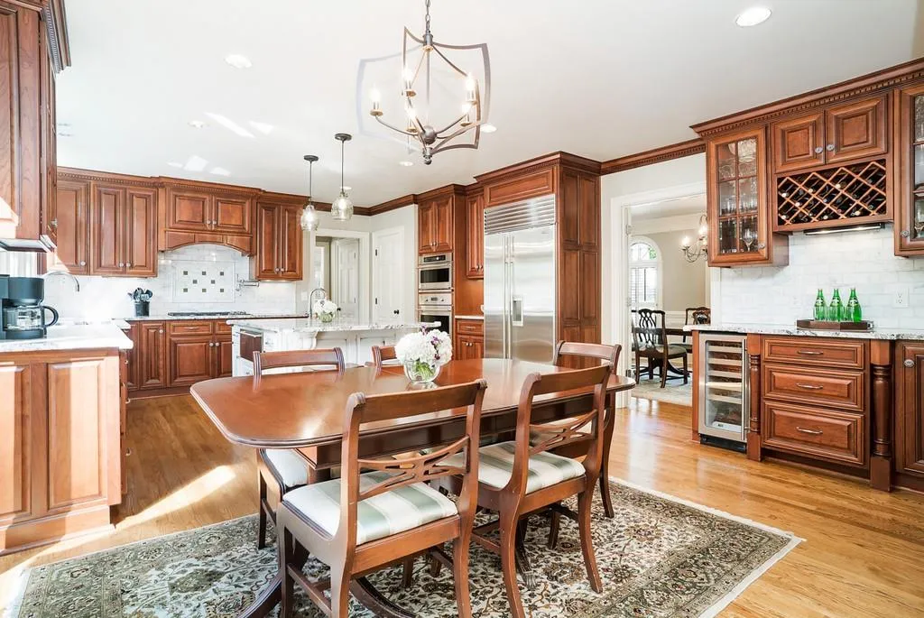 325 Aldenshire Place, Atlanta, Georgia 30350, 4 Bedrooms Bedrooms, ,4 BathroomsBathrooms,Residential,Sold,325 Aldenshire Place,6535104