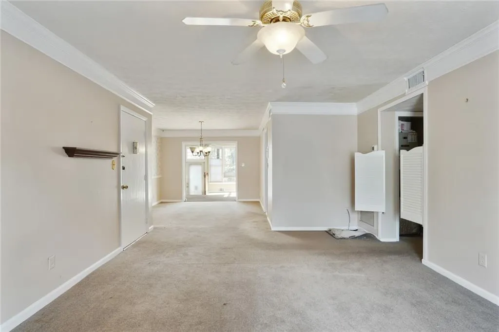 6700 Roswell Road Unit 11b, Atlanta, Georgia 30328, 3 Bedrooms Bedrooms, ,2 BathroomsBathrooms,Residential,Sold,6700 Roswell Road Unit 11b,7524897