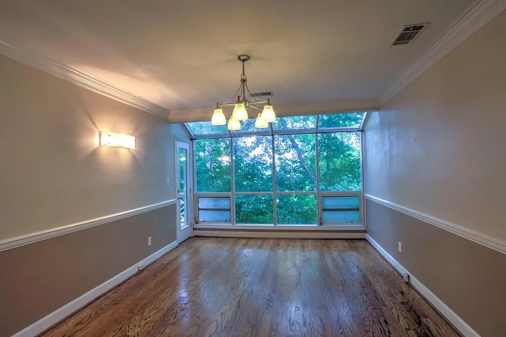 7500 Roswell Road Unit 43, Sandy Springs, Georgia 30350, 3 Bedrooms Bedrooms, ,2 BathroomsBathrooms,Residential,Sold,7500 Roswell Road Unit 43,6048799